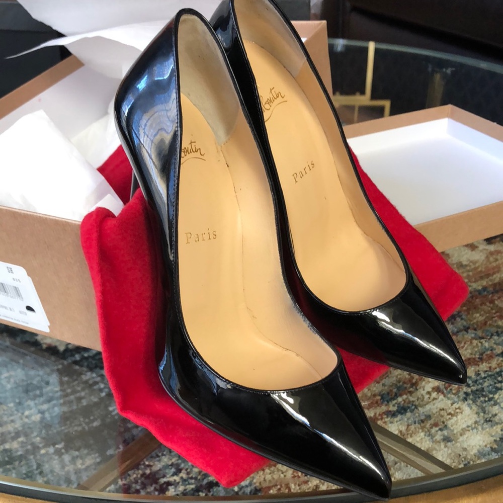 Christian Louboutin Pigalle Follies Pointed Toe Pump Black Patent 8.5US/38.5 EU